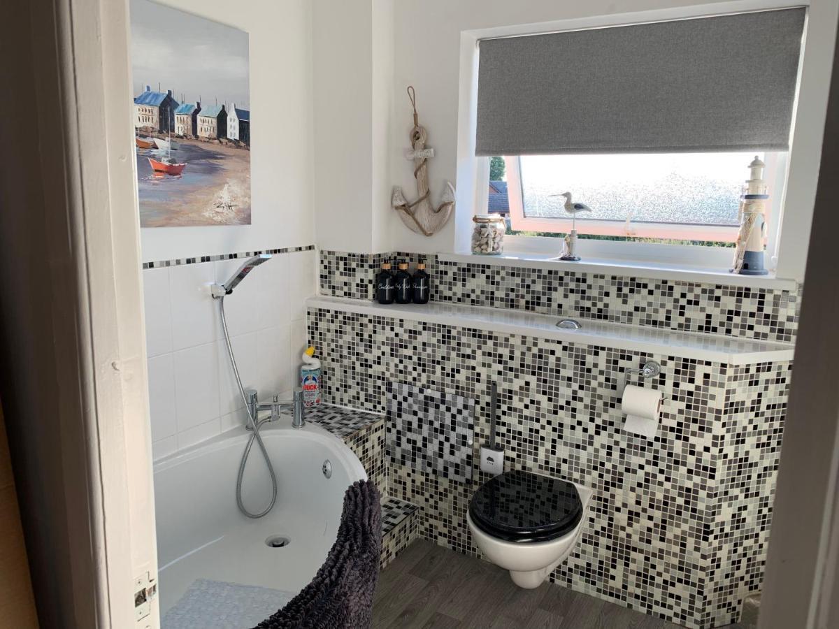 Sunny Prestatyn Apartment Bagian luar foto